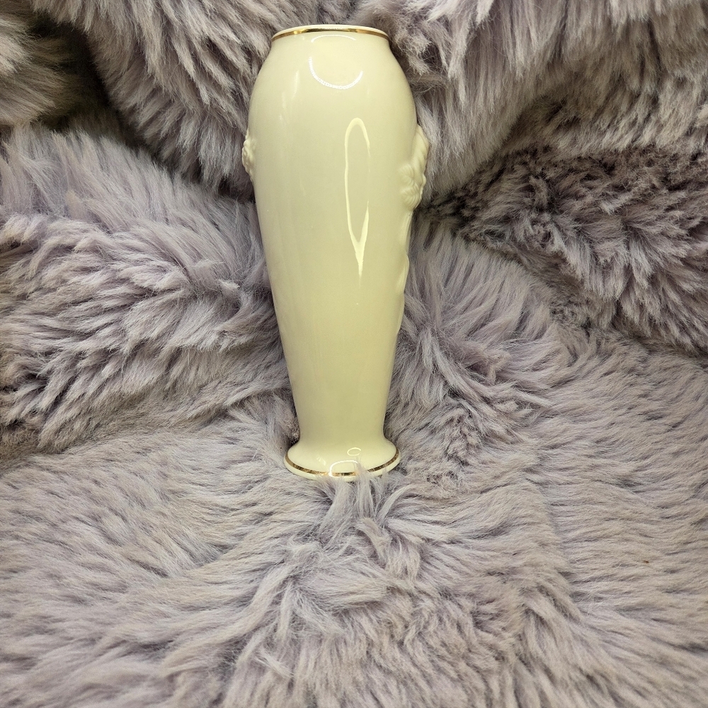 Lenox Cream Ivory Porcelain Rose Vase Medium - Picture 3 of 6